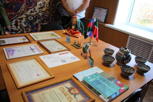 Участники заседания Совета Ассамблеи народов Татарстана посетили учреждения Нурлата