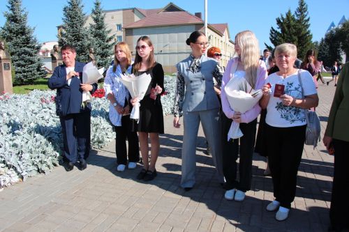В Нурлате вручили ордена Мужества семьям погибших участников СВО