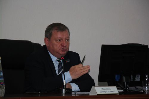 В Нурлате на сессии советов района и города рассмотрели 20 вопросов