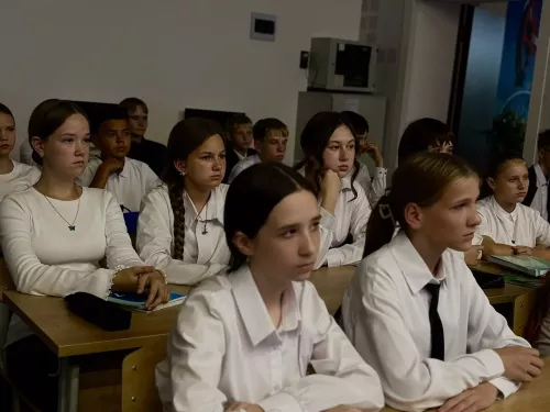 В школе №3 Нурлата прошел урок мужества памяти жертв Беслана