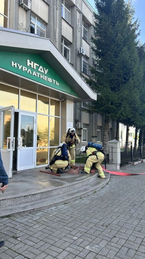 Пожарные Нурлата провели учения по эвакуации на объектах с массовым пребыванием людей