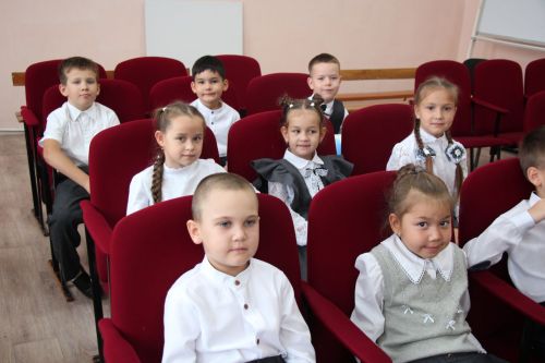 Первоклассники школы №3 пополнили ряды Юных инспекторов движения