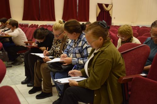 Жители Нурлатского района присоединились к Всероссийскому диктанту «Россия – дом народов»