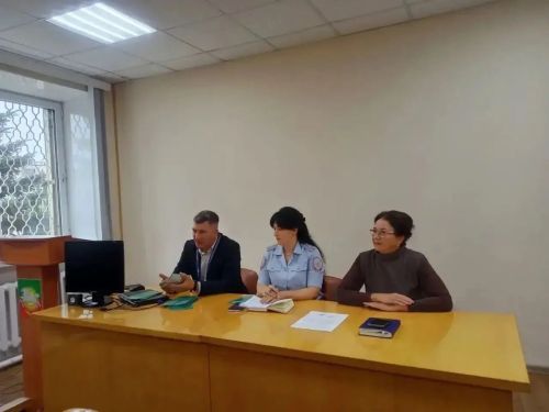 Работодателям Нурлатского района разъяснили правила найма мигрантов