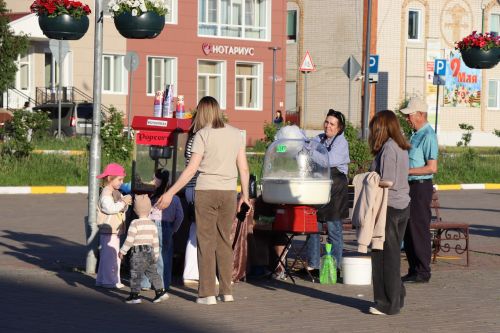 День российского предпринимательства в Нурлате отметили большим праздничным концертом