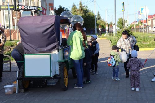 День российского предпринимательства в Нурлате отметили большим праздничным концертом
