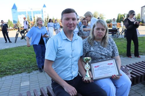 День российского предпринимательства в Нурлате отметили большим праздничным концертом