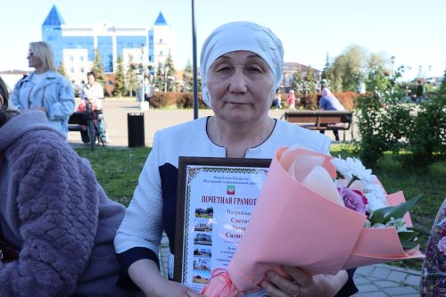 День российского предпринимательства в Нурлате отметили большим праздничным концертом