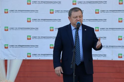 День российского предпринимательства в Нурлате отметили большим праздничным концертом