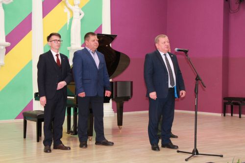 В Нурлате открыли новый цикл благотворительных концертов в поддержку бойцов