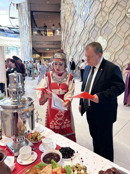 Артамоновы из Нурлата взяли бронзу на фестивале родословной в Казани