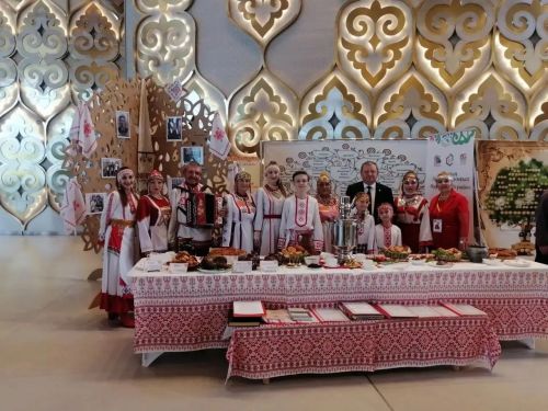 Артамоновы из Нурлата взяли бронзу на фестивале родословной в Казани