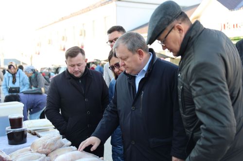 Первая осенняя ярмарка в Нурлате совпала со вторым днем выборов