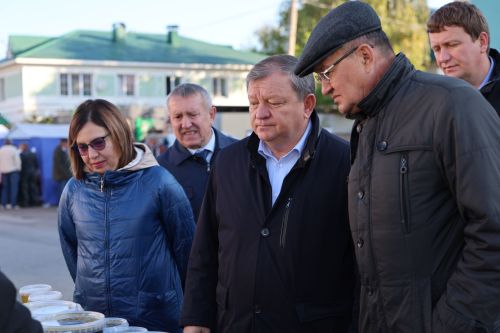 Первая осенняя ярмарка в Нурлате совпала со вторым днем выборов