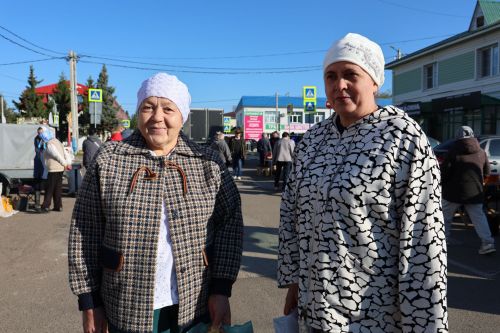 Первая осенняя ярмарка в Нурлате совпала со вторым днем выборов