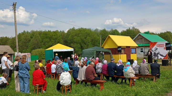 КДЦ «Грани» провели первый выездной концерт в рамках проекта «Территория семьи»