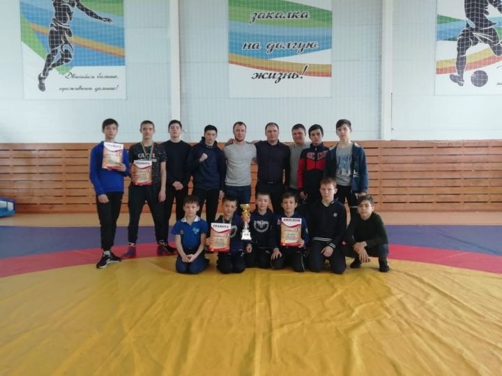В III турнире по национальной борьбе "Көрәш" нурлатцы заняли призовые места