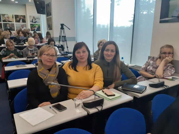 Сотрудники рекламного отдела "Нурлат-информа" проходят обучение в Казани