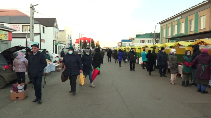 Халыклар бердәмлеге көне уңаеннан Нурлатта авыл хуҗалыгы ярминкәсе үтте