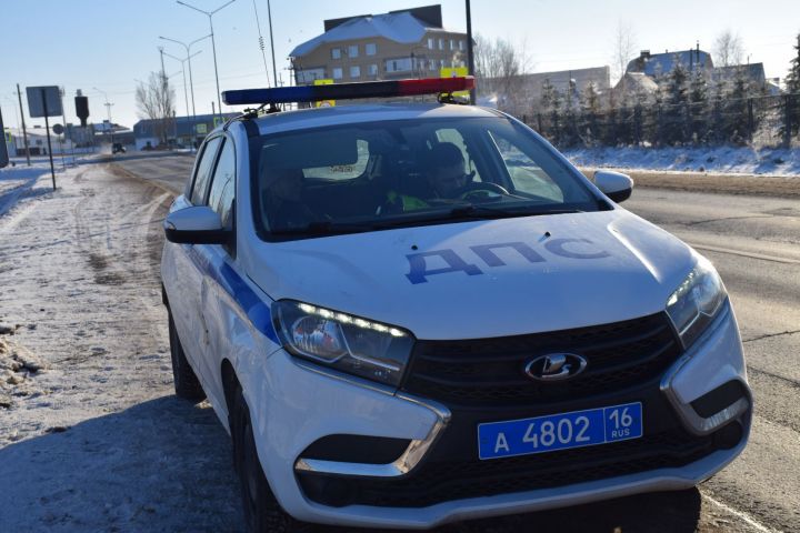 Решением суда двух нурлатцев лишили права управлять автомобилем