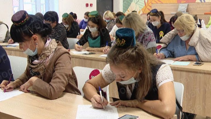 Нурлатцев приглашают принять участие в акции «Татарча диктант»