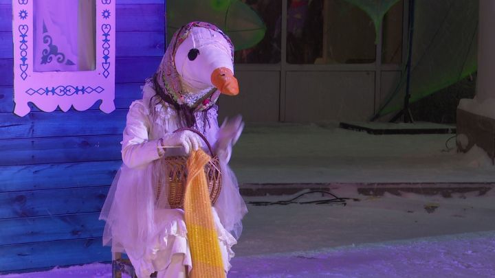 В Нурлате показали уличный спектакль «Абикины сказки»