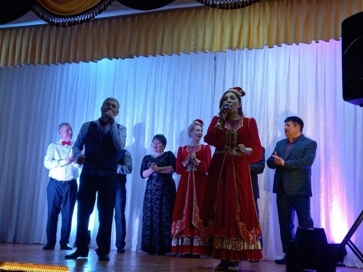 В Нурлатском районе вновь начался цикл перекрестных концертов «Праздник в каждое село»