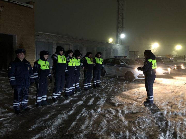 В Нурлатском отделе Госавтоинспекции рассказали о графике работы в праздничные выходные