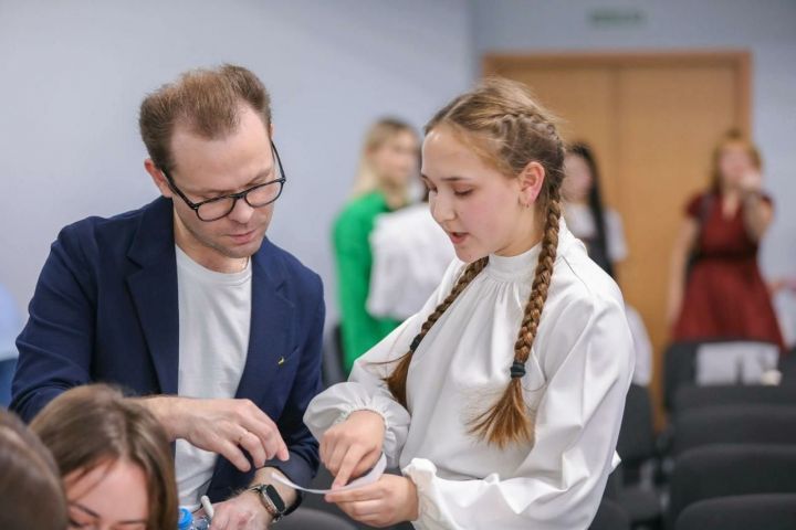 Нурлатская школьница стала победителем в республиканском конкурсе вожатых