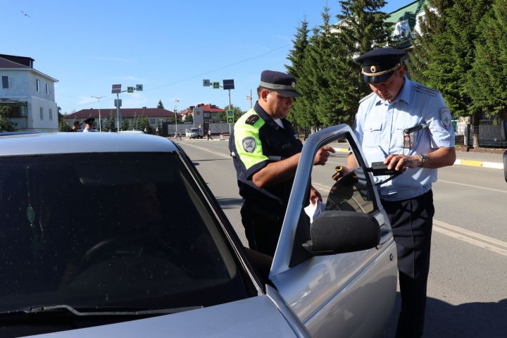 Житель Альметьевска отправится под арест за отказ снять тонировку с автомобиля