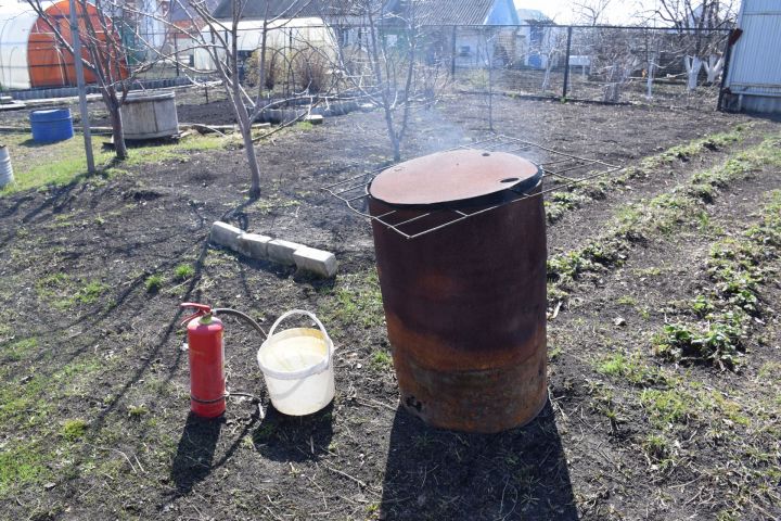 С 17 апреля в Татарстане запретят сжигать мусор и траву