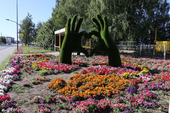 На сайте «Нурлат-информ» продолжается голосование за «Лучшего руководителя управляющей компании»