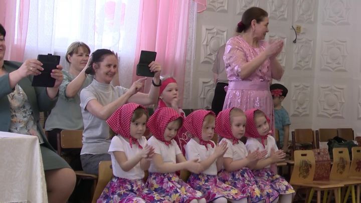В детском саду «Cказка» прошёл фестиваль народных культур «Радуга талантов»