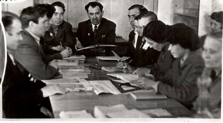 Житель Нурлата Ислам Каримович Бахтияров отмечает 95-летие