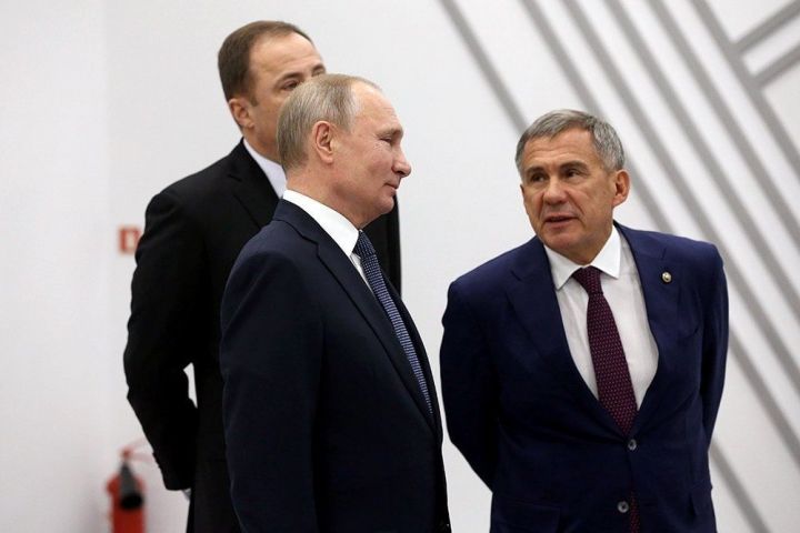 Рустам Минниханов обратился к татарстанцам и поддержал Президента России Владимира Путина