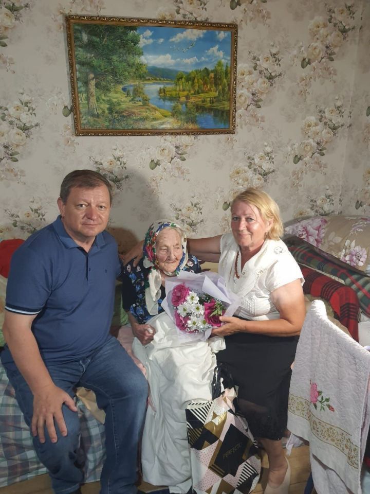 Жительница Нурлатского района Бибигамбар Ахмадиева отметила 106-й день рождения