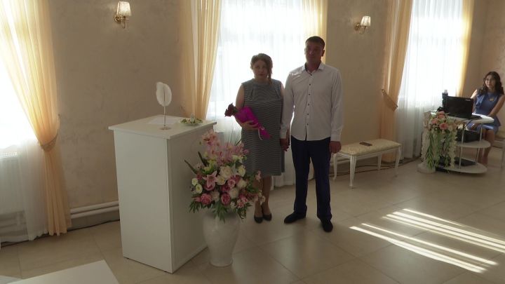 Контрактник из Нурлатского района перед отъездом заключил брак
