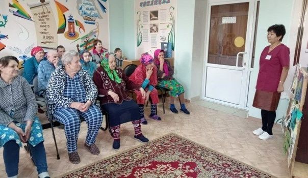 В Нурлатском ДИПИ провели праздник для пожилых людей