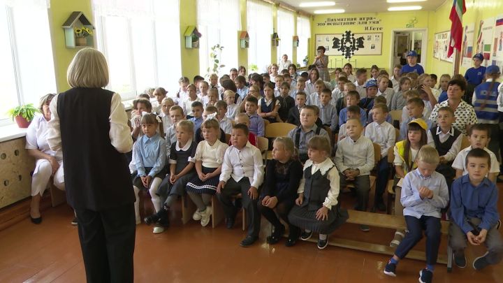 Отряд ЮИД Старочелнинской школы Нурлатского района – лучший в республике