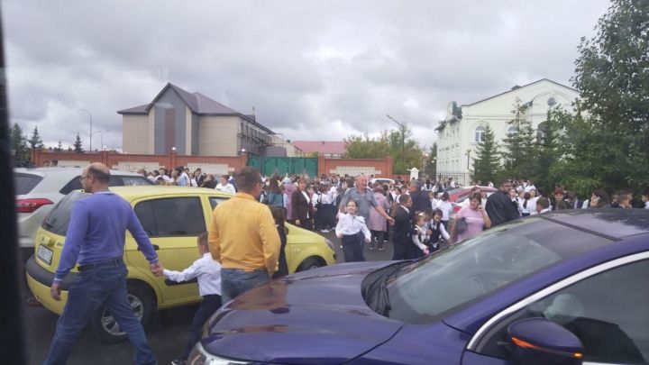 Из-за сообщения о минировании в Нурлатской гимназии прошла эвакуация