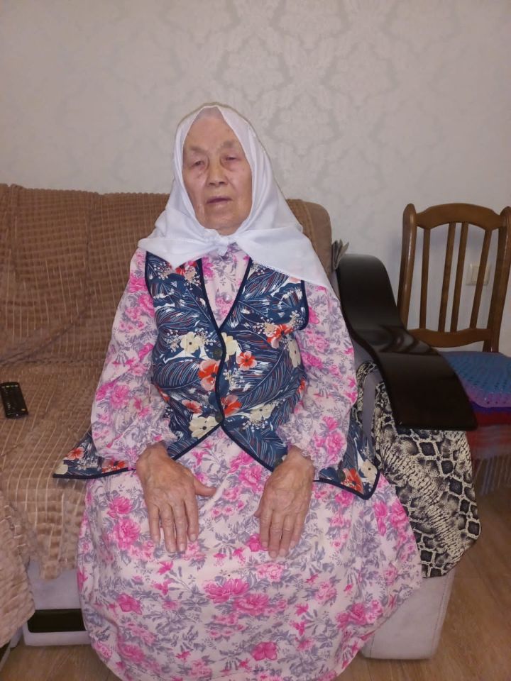Непростая судьба выпала на долю 90-летней жительницы Кичкальни Ханифы Хасановой