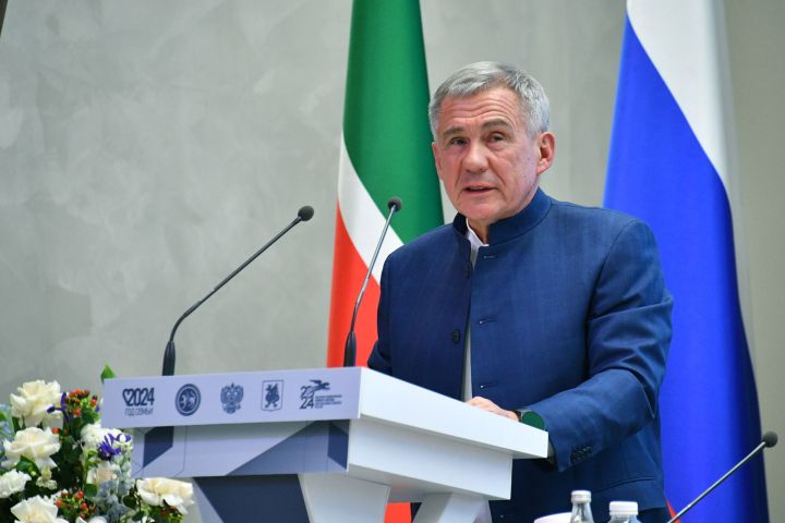 Минниханова возмутила зарплата ниже МРОТ на казанских предприятиях