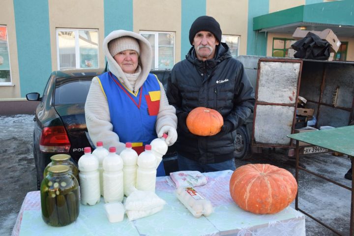 Молейкины из Егоркина с ярмарки отправятся на выборы