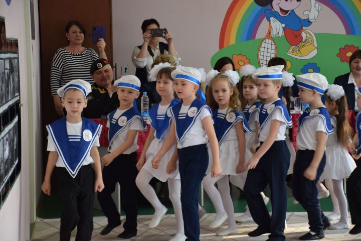Более 3,6 тыс. детей из семей татарстанских мобилизованных освобождены от родительской платы за детсад