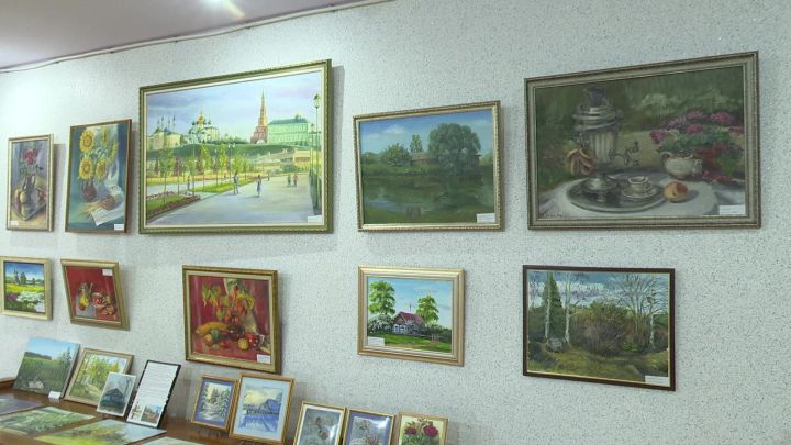 В Региональном музее истории Закамья и города Нурлат открылась выставка местных художников