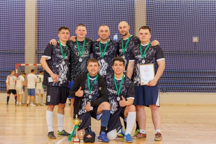 Нурлатские подземники - серебряные призёры турнира по мини-футболу