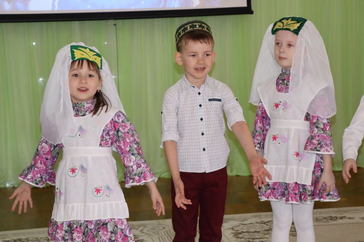 Более 1000 семей Татарстана направили материнский капитал на оплату детского сада