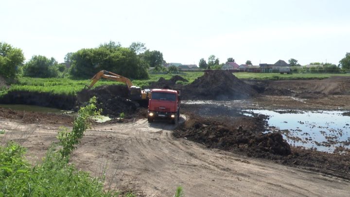 В этом году в озере деревни Бикулово Нурлатского района нет воды