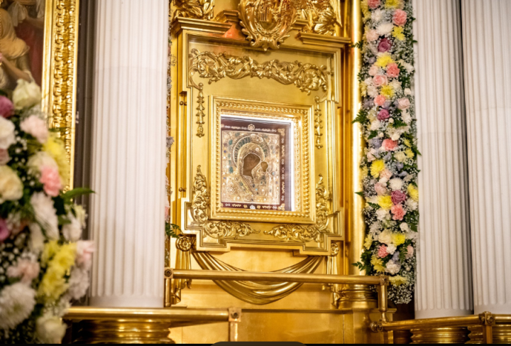 Епископ Пахомий поздравляет с днем обретения Казанской иконы Божией Матери