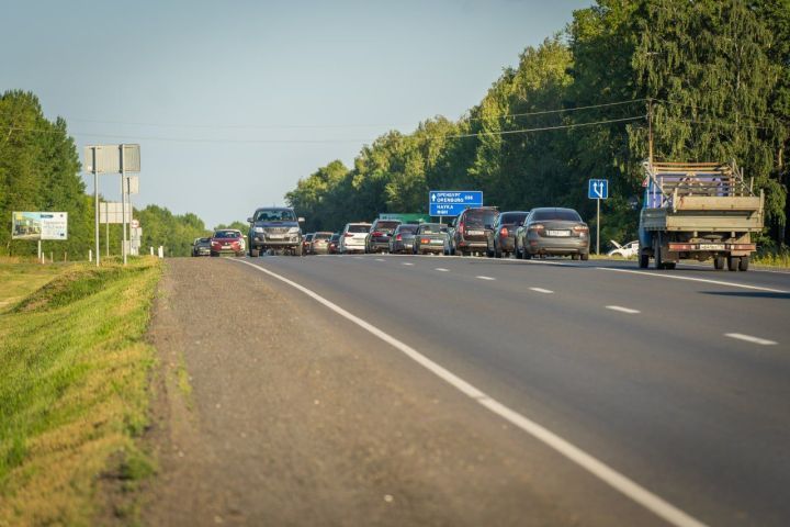 Татарстанским водителям рекомендуют при плохом самочувствии в жару не садиться за руль